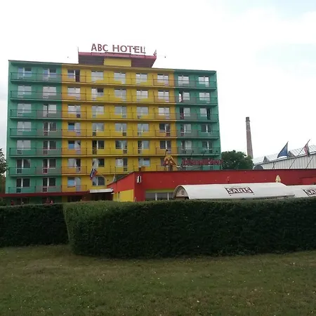 Hotel Abc 2*